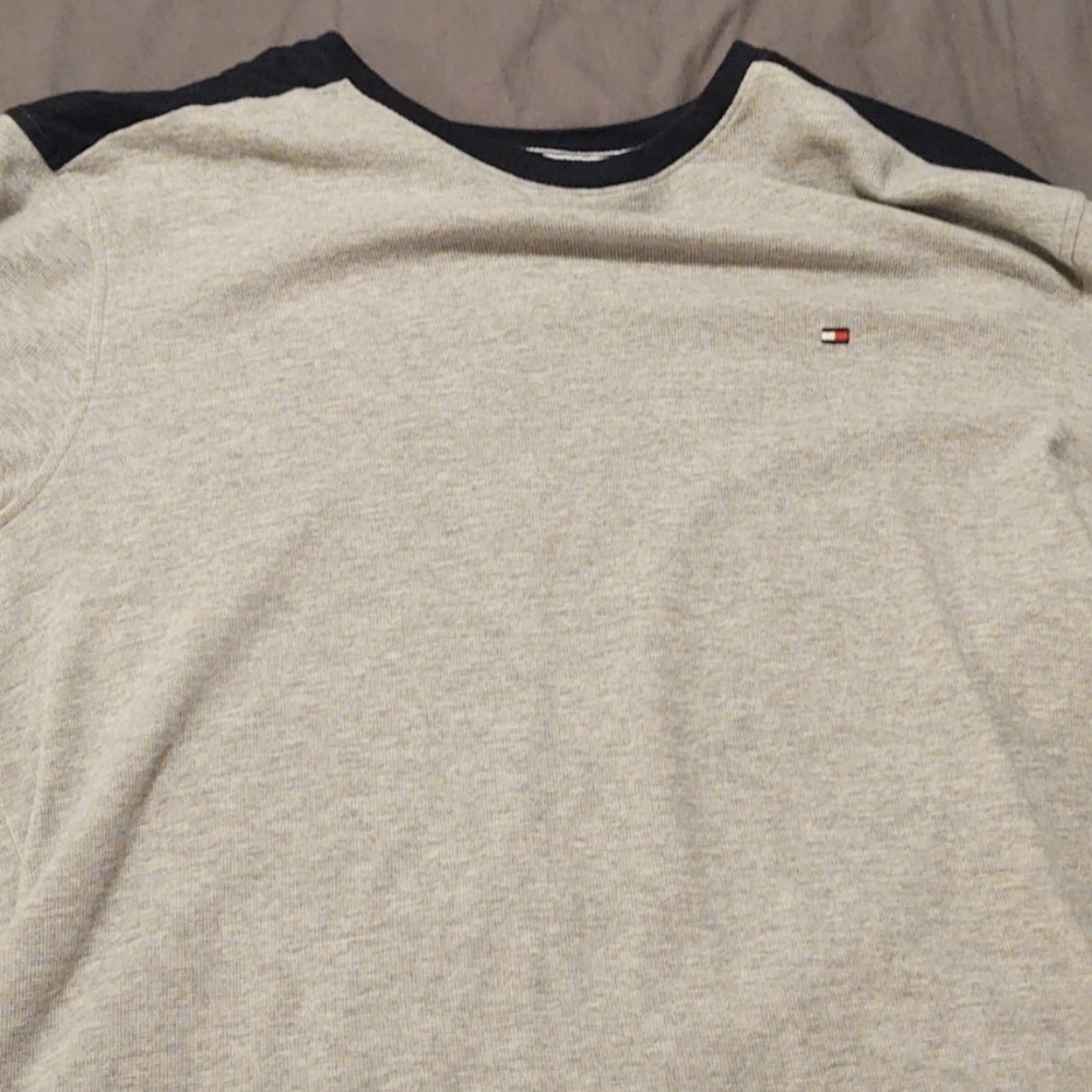 tommy hilfiger t shirt
